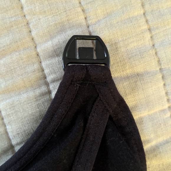 Bravado Designs - Clip & Pump Hands Free Nursing Bra Accessory - Picture 5 of 7